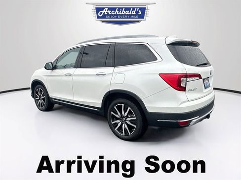 Used 2019 Honda Pilot Touring image 3