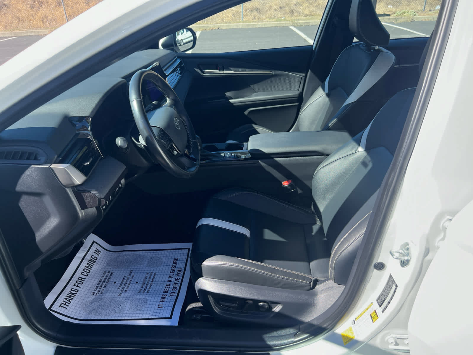 Certified 2025 Toyota Camry SE FWD image 11
