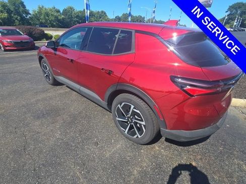 Used 2025 Chevrolet Equinox EV LT FWD image 5