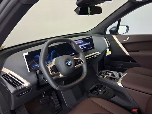 New 2026 BMW iX xDrive45 image 2