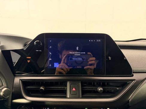 Used 2024 Lexus UX 250h F Sport FWD image 19