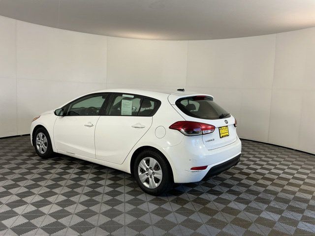 Used 2017 Kia Forte LX FWD image 7