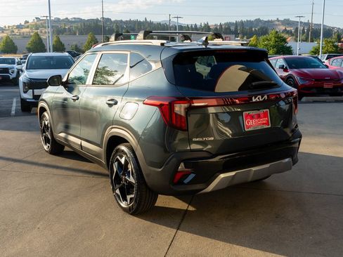 New 2026 Kia Seltos S image 5