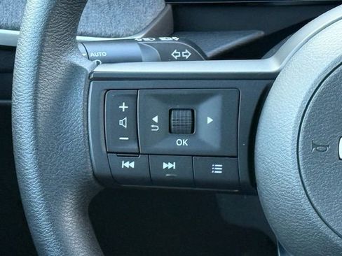 New 2025 Nissan Kicks SV w/ Illumination Package image 23