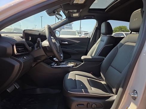 New 2026 Buick Envista Sport Touring w/ Studio Series FWD image 11