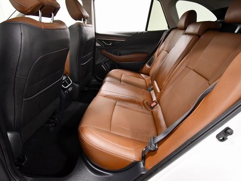 Used 2022 Subaru Outback Touring image 15