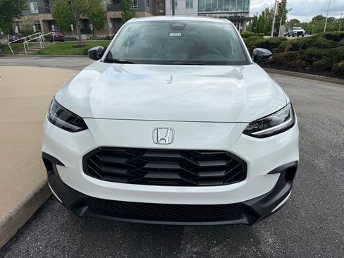 New 2026 Honda HR-V Sport image 3