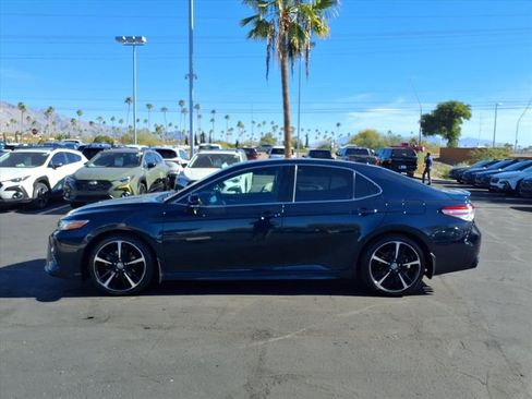 Used 2020 Toyota Camry XSE image 14