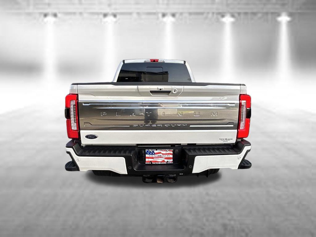 Certified 2024 Ford F250 Platinum w/ FX4 Off-Road Package AWD/4WD image 5