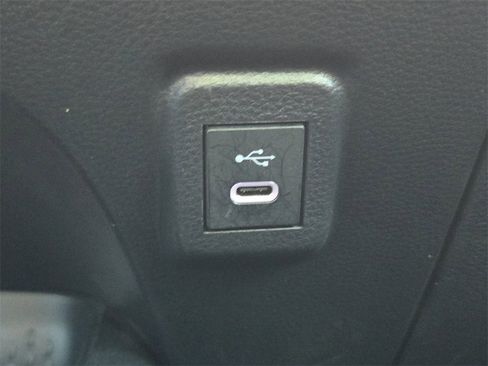 Used 2024 Toyota Corolla SE image 22