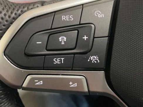 New 2026 Volkswagen Jetta GLI Autobahn FWD image 16