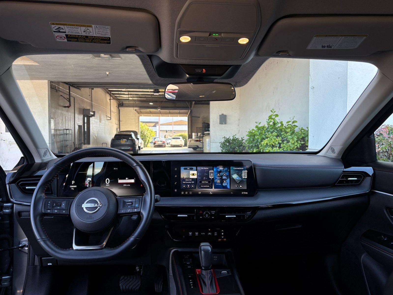 Used 2026 Nissan Kicks SR FWD image 32
