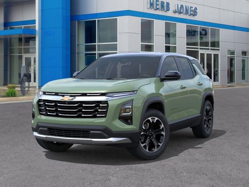 New 2026 Chevrolet Equinox LT w/ Convenience Package II image 6