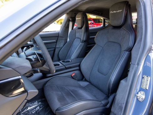 New 2025 Porsche Taycan Turbo GT image 98