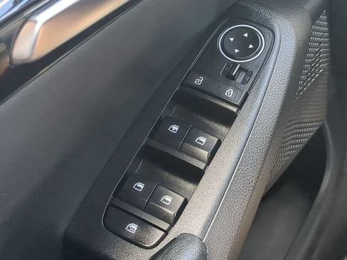 Used 2021 Kia Seltos S AWD/4WD image 22