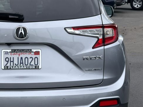 Used 2023 Acura RDX AWD w/ Technology Package image 17