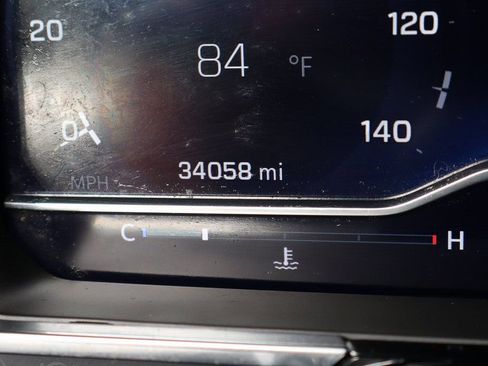 Used 2024 Chevrolet Silverado 2500 LT image 25