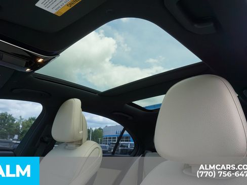 Used 2023 Mercedes-Benz C 300 Sedan image 35