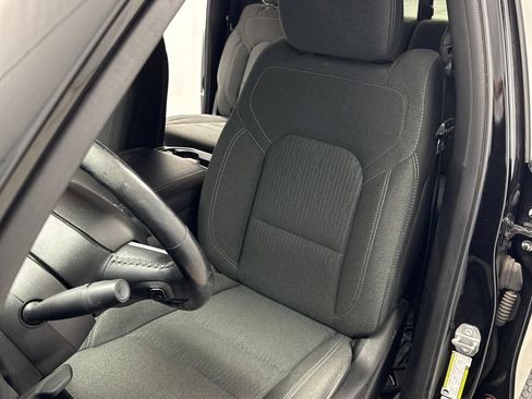 Used 2019 RAM 1500 Big Horn AWD/4WD image 11