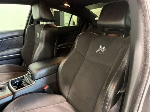 Used 2022 Dodge Charger Scat Pack RWD image 25