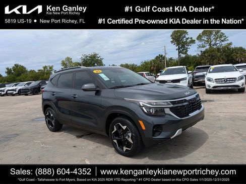 Certified 2025 Kia Seltos S FWD image 1