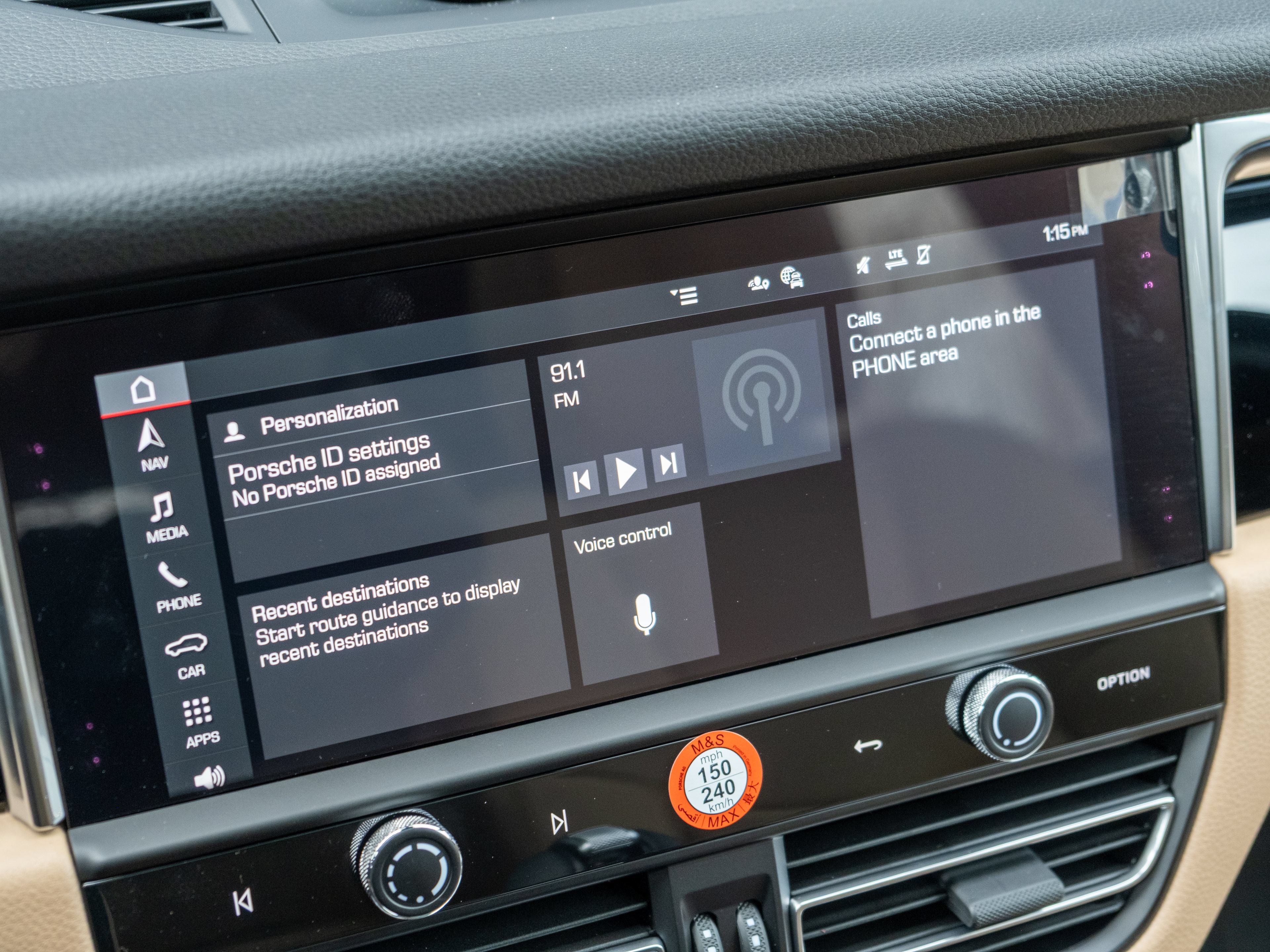 Certified 2026 Porsche Macan AWD/4WD image 27
