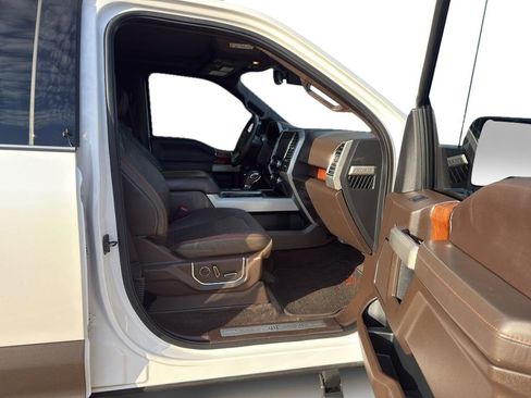 Used 2015 Ford F150 King Ranch w/ Equipment Group 601A Luxury image 7