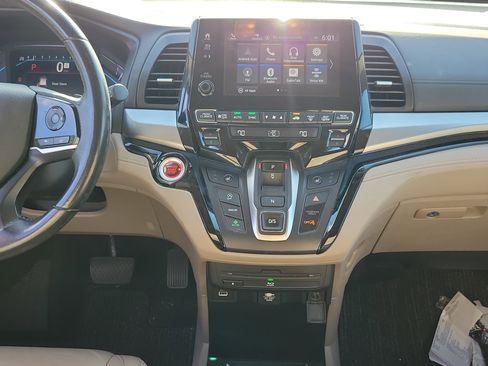 Used 2022 Honda Odyssey Touring image 20