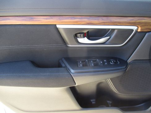 Used 2019 Honda CR-V EX image 29