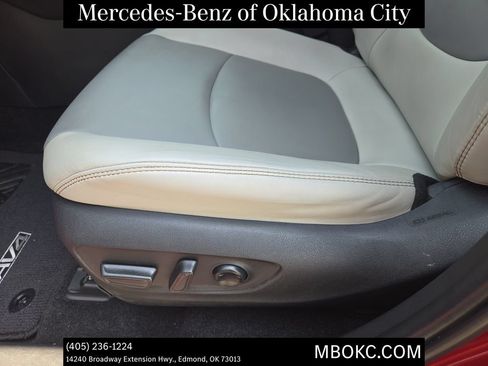 Used 2024 Toyota RAV4 XLE Premium w/ Weather Package AWD/4WD image 20