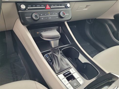 New 2026 Hyundai Tucson SE image 10