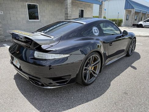 Used 2015 Porsche 911 Turbo S w/ High-end Infotainment Package AWD/4WD image 9