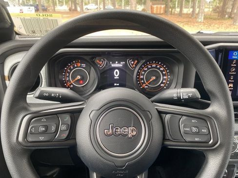 New 2026 Jeep Gladiator Sport image 23