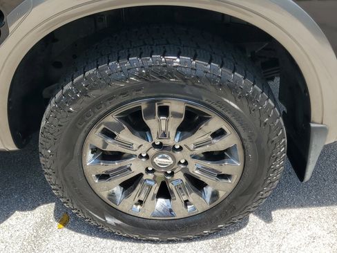 Used 2017 Nissan Titan Platinum Reserve image 7