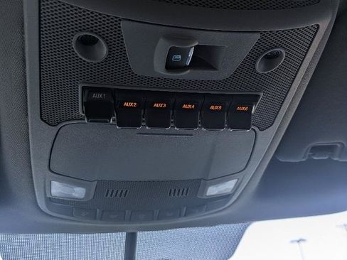 Used 2019 Ford F350 Lariat AWD/4WD image 5