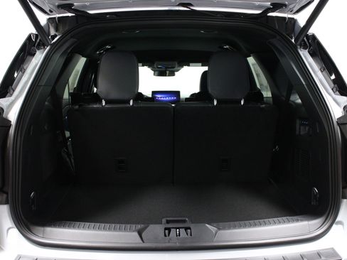 New 2026 Ford Explorer Tremor w/ Tremor Convenience Package image 15