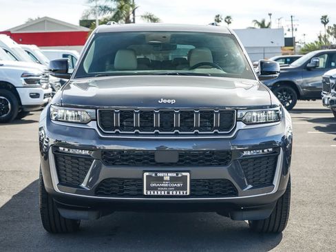 New 2026 Jeep Grand Cherokee L Limited image 2