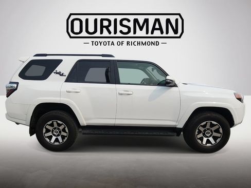 Used 2024 Toyota 4Runner TRD Off-Road Premium AWD/4WD image 8
