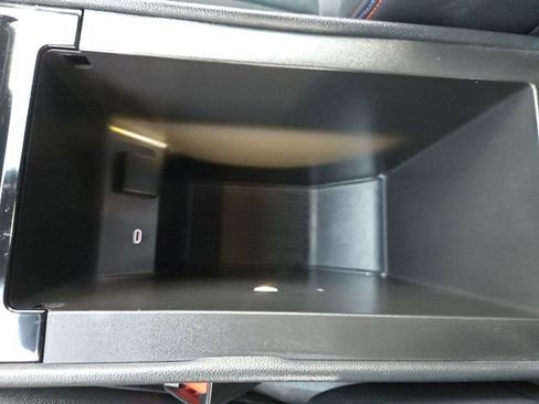 Used 2024 Chevrolet Blazer EV RS AWD/4WD image 32