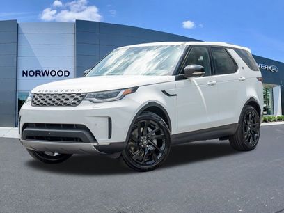 New 2025 Land Rover Discovery S
