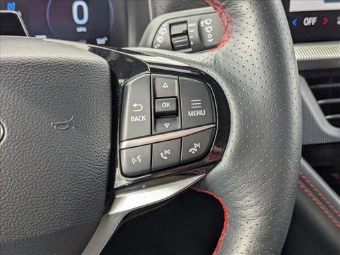 Used 2025 Ford Explorer ST-Line image 13