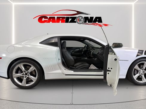 Used 2015 Chevrolet Camaro SS w/ LPO, Black Appearance Package RWD image 14