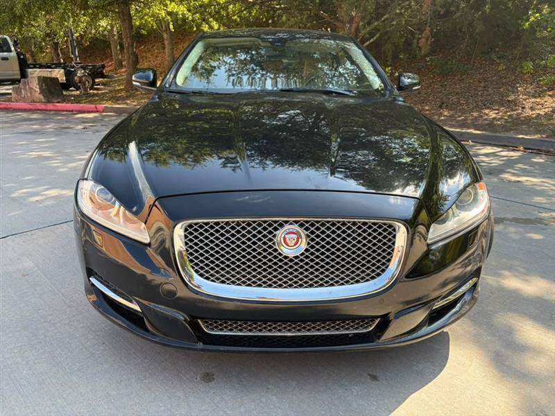 Used 2014 Jaguar XJ L Portfolio RWD image 2