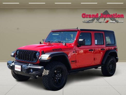 Used 2026 Jeep Wrangler Unlimited Sport AWD/4WD image 3