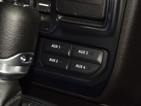 Used 2024 Jeep Wrangler Unlimited Sport AWD/4WD image 33