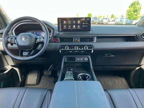 Certified 2026 Honda Passport TrailSport Elite image 16