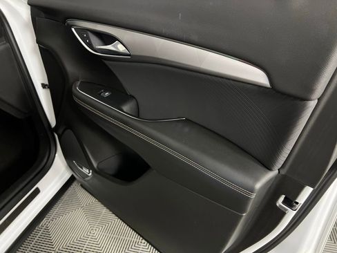 Used 2025 Buick Envision Sport Touring image 34