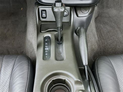 Used 2002 Chevrolet Camaro Z28 w/ SS Performance/Appearance Pkg image 15