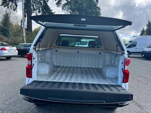 Used 2023 Chevrolet Silverado 1500 W/T image 17