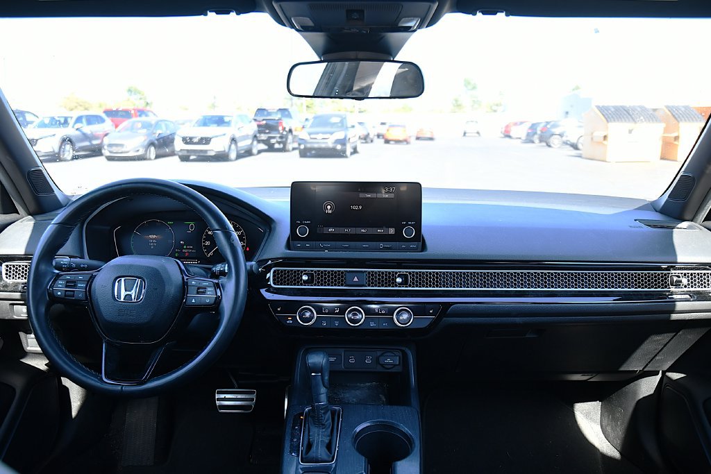 Used 2025 Honda Civic Sport image 19